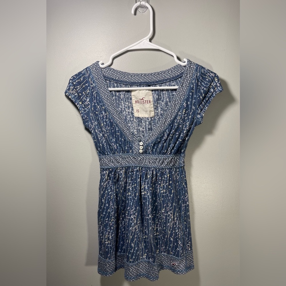 Blue Flower Hollister Babydoll Top